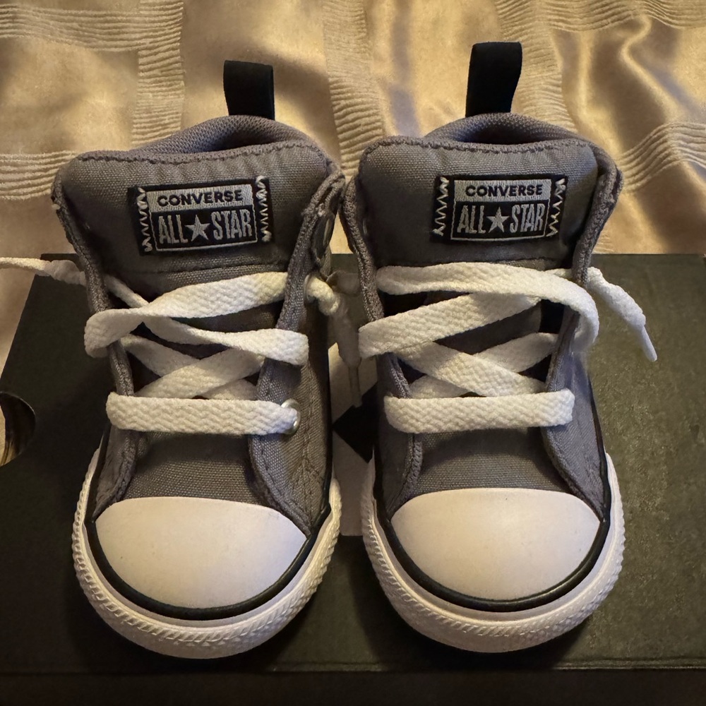 Size 5 Infant Toddler Converse Sneakers Gray